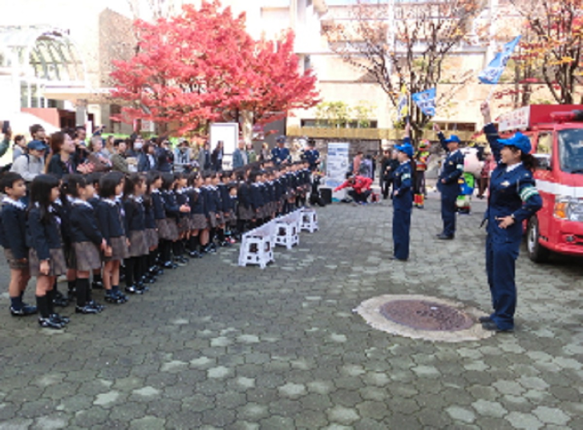 年末の交通事故防止府民運動