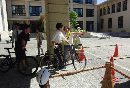 鴨沂高等学校で自転車安全利用推進員の講習会開催✨