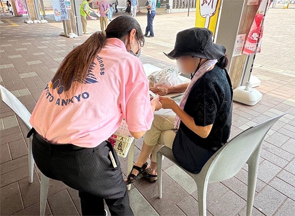 道の駅「味夢の里」の演奏会で交通事故防止を呼び掛け✨