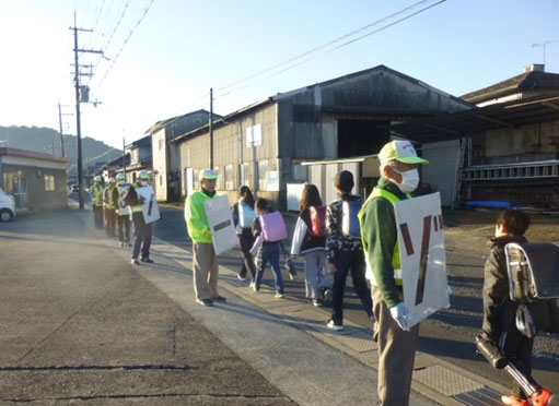 ゾーン30で通学路の見守り活動✨