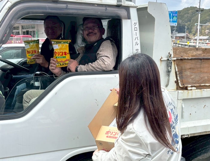 ミニストップ園部町宮町店で反射材着用を呼び掛け！