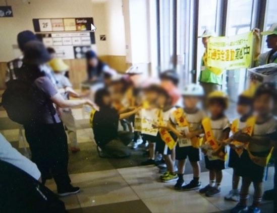 こども園のこども達と一緒に！カナートモール伏見で「みんなでヘルメットかぶろうキャンペーン」✨