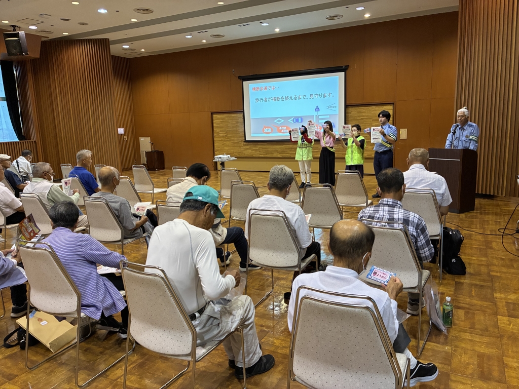 シルバー人材センター講習会で高齢者の交通事故防止を呼び掛け