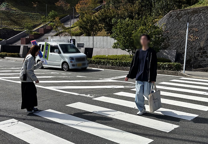 JR園部駅西口周辺とセブンイレブン園部城南町店で思いやり運転を呼び掛け！