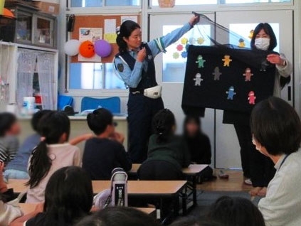 かめおか児童クラブで交通安全教室とオリジナル反射材づくり♪