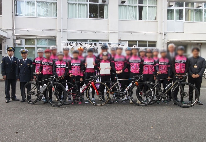 北桑田高校自転車競技部の皆さんを「自転車安全利用プロモーター」に任命✨
