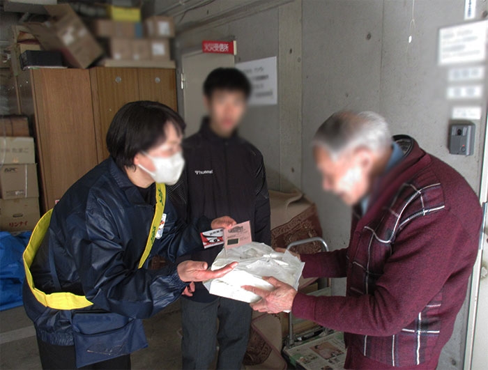 修道学区の高齢者に交通事故防止を呼び掛け