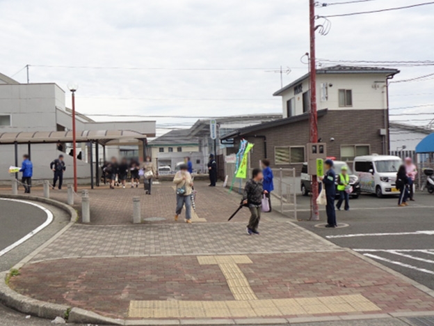 JR綾部駅で自転車の青切符導入を呼び掛け