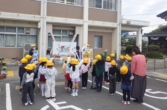 田原小学校1年生を対象に交通安全教室を開催！