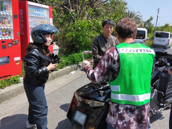 河梨峠でGW中の交通事故ゼロを呼び掛け！