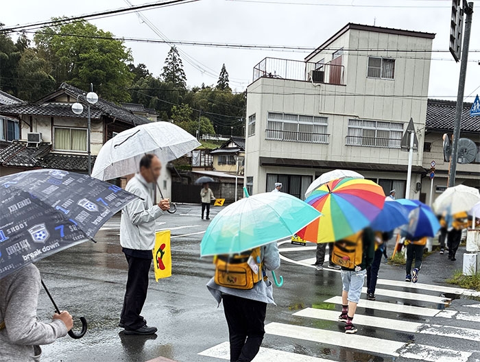 瑞穂小・瑞穂中の通学路見守り活動！