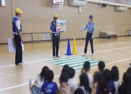 三山木小学校で交通安全教室✨