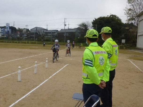 小学生を対象とした自転車教室開講